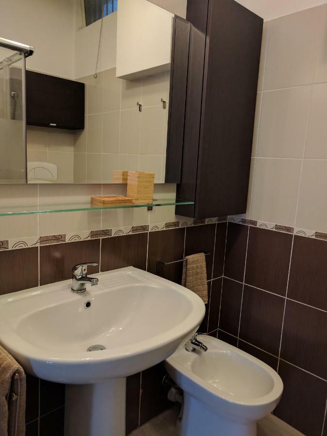 Gina'S Apartment 里瓦迪索尔托 外观 照片